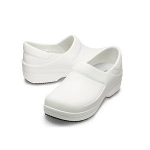 Crocs Women’s Slip Resistant Size 9 Neria Pro II Clogs, Nurse Shoes,‎ Work Shoes